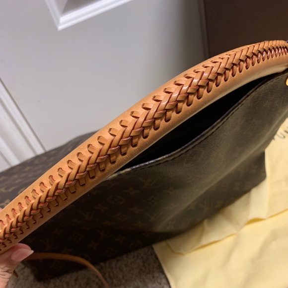 Louis Vuitton Artsy Monogram - Picture 3 of 8